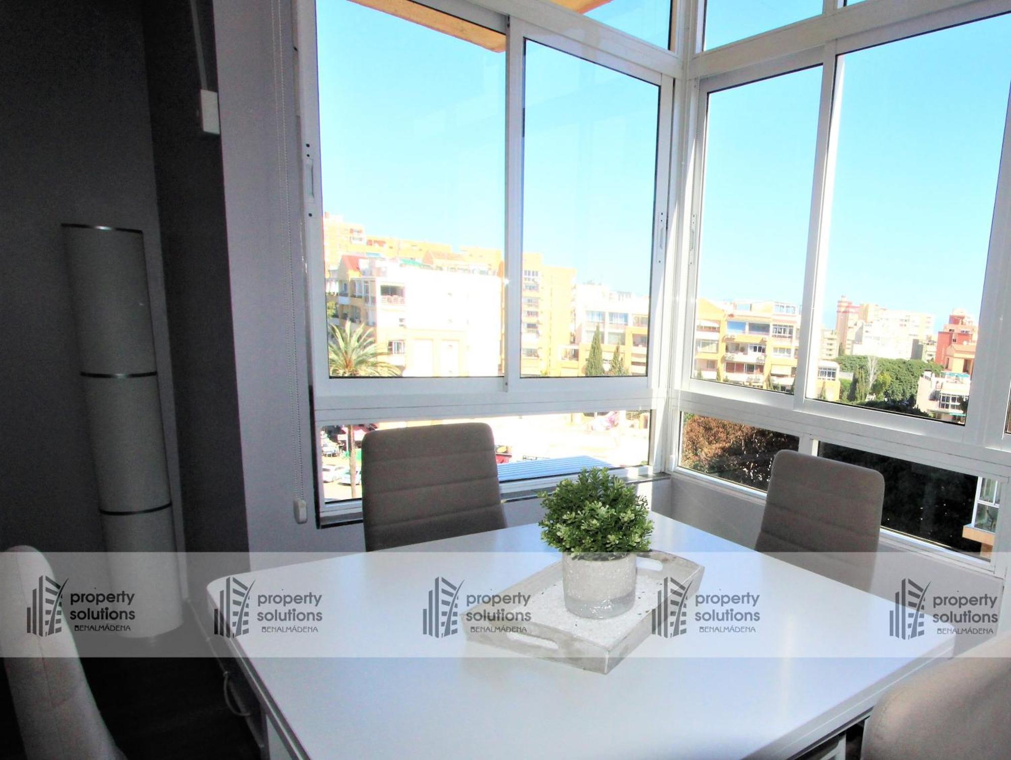 645 Aguila Apartamentos - Vista Al Mar - Cerca De Tren, Restaurantes, Tiendas - Playa A 10 Min Caminando Benalmádena Exterior foto